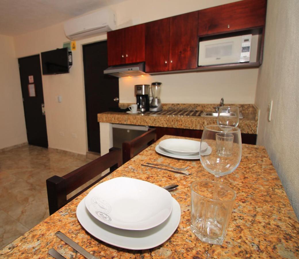 Papagayo Hotel Boutique Playa del Carmen Exterior foto Kitchenette