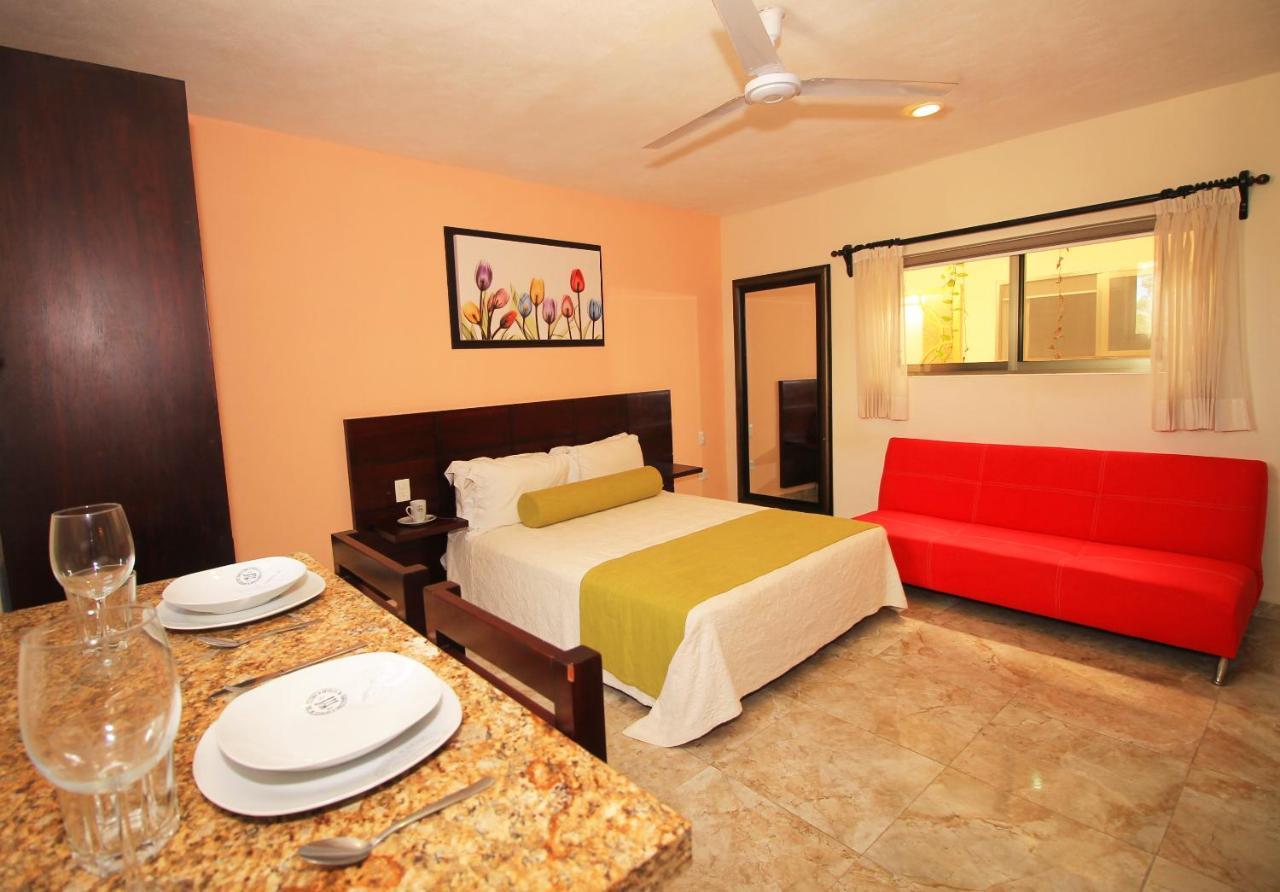 Papagayo Hotel Boutique Playa del Carmen Exterior foto A typical hotel room